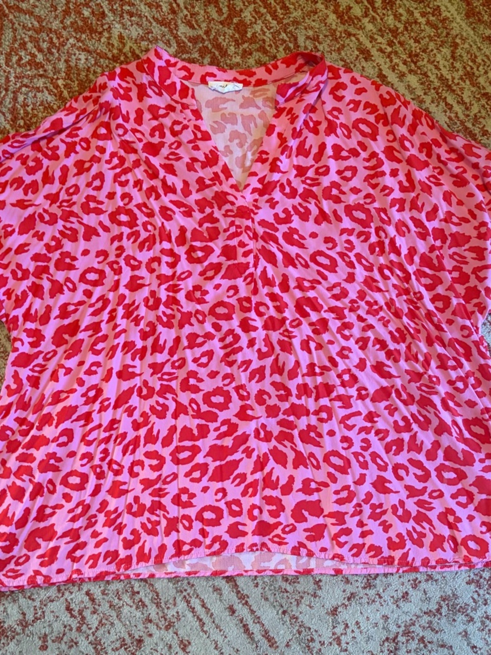 Pink & Red Leopard Print V-Neck Tunic Top